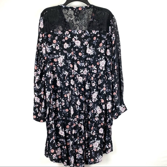 Torrid Black Floral & Lace Babydoll Button Down Tunic Top EUC - Picture 3 of 14